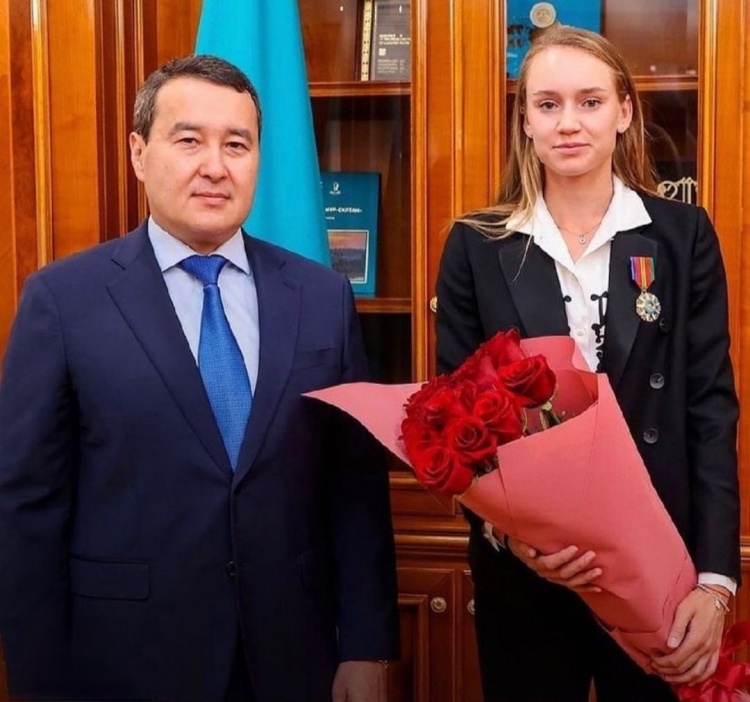 为球队提供 为球队提供