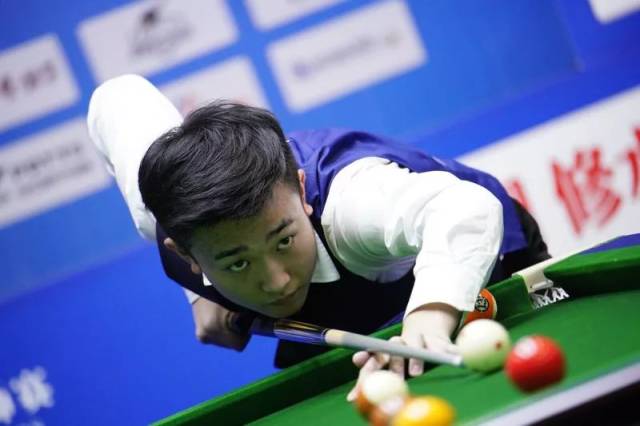 底线抽击 底线抽击